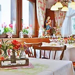 莱博斯托克餐厅酒店 3*