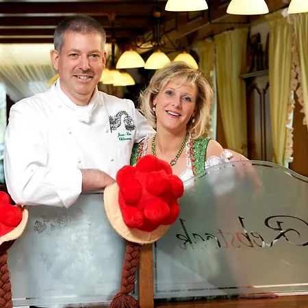 Restaurant Rebstock 3*