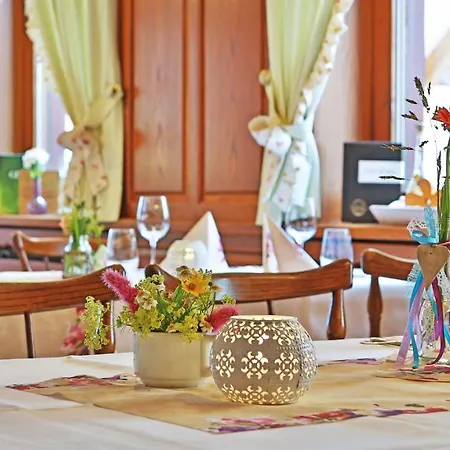 فندق Restaurant Rebstock 3*