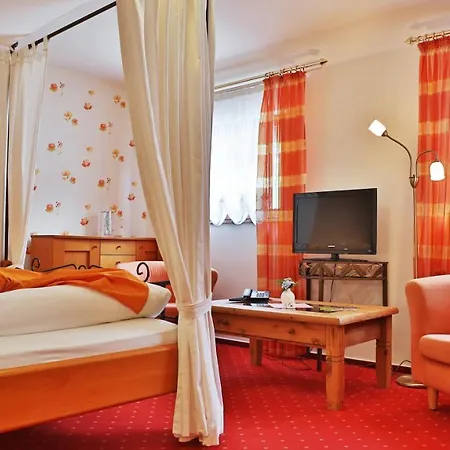 Restaurant Rebstock فندق أوبناو