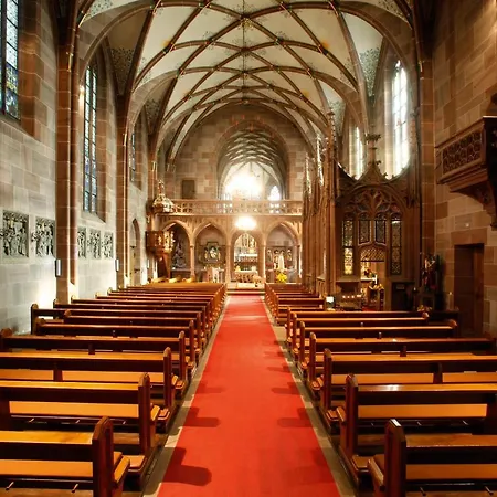 Restaurant Rebstock فندق