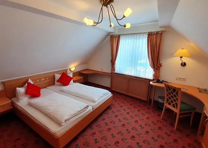 Hotel Restaurant Rebstock 3*