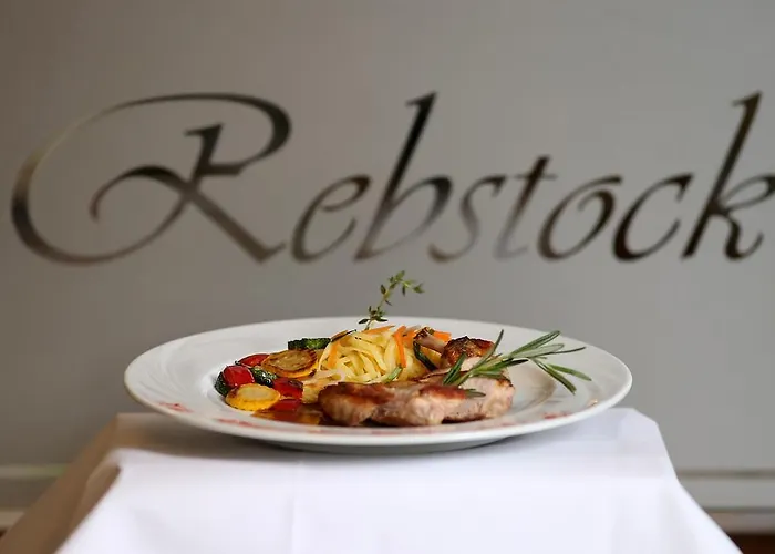 Hotel Restaurant Rebstock 3*